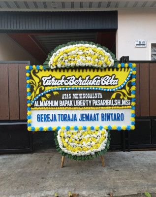 Papan Bunga Duka di Oksop